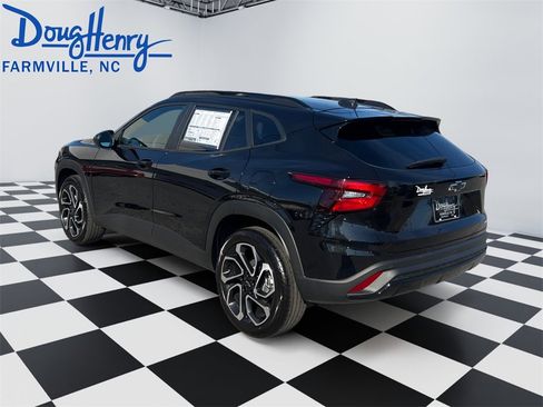 New 2026 Chevrolet Trax RS w/ Sunroof Package image 3