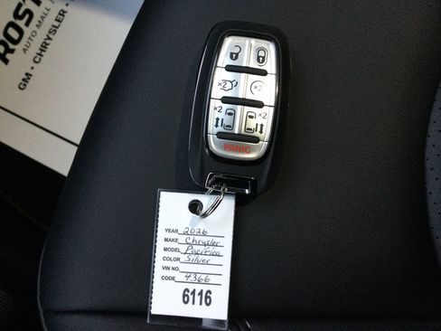 New 2026 Chrysler Pacifica Select image 20