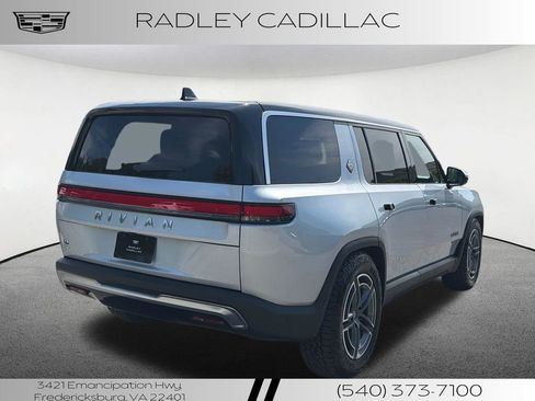 Used 2026 Rivian R1S Adventure AWD/4WD image 18