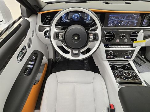 New 2025 Rolls-Royce Ghost Black Badge image 4