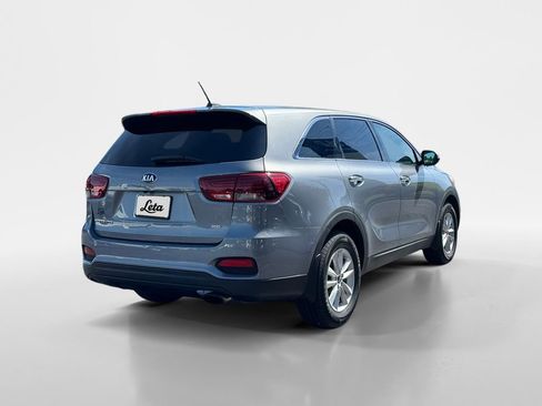 Used 2020 Kia Sorento LX FWD image 4