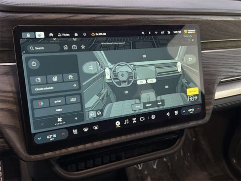 Used 2022 Rivian R1S Launch Edition image 16