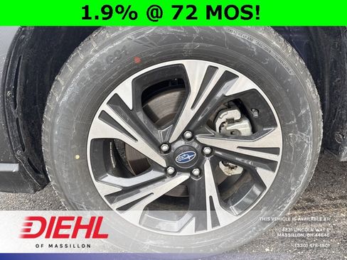 Used 2025 Subaru Crosstrek 2.0i Premium image 9