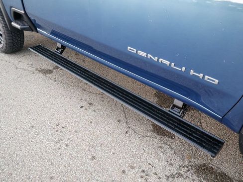 New 2026 GMC Sierra 3500 Denali Ultimate w/ LPO, Black Badging Package AWD/4WD image 7