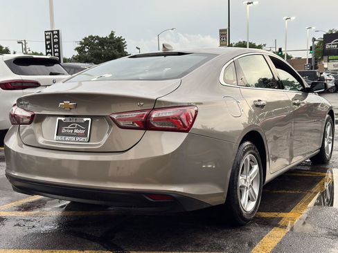 Used 2022 Chevrolet Malibu LT FWD image 7
