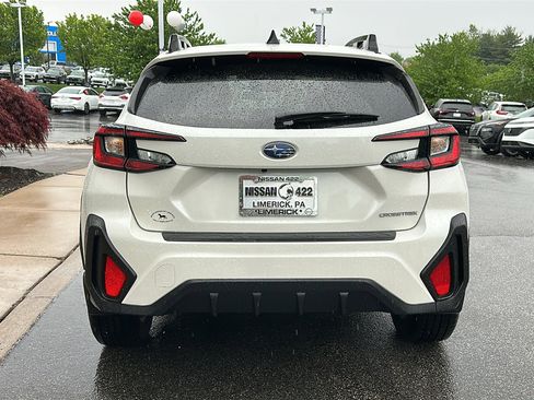 Used 2024 Subaru Crosstrek 2.0i Premium AWD/4WD image 6