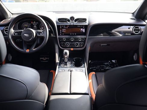 Certified 2023 Bentley Bentayga Speed AWD/4WD image 5