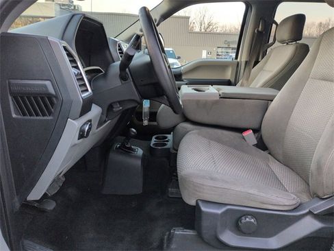 Used 2017 Ford F250 XLT image 12