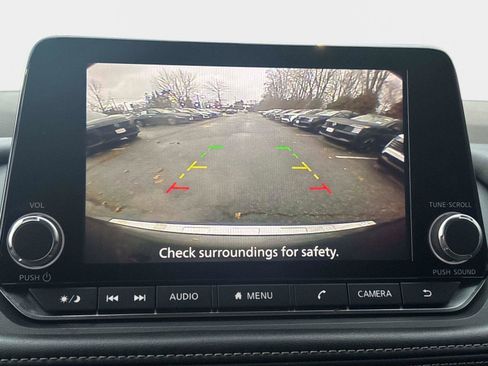 Certified 2023 Nissan Rogue SV image 19