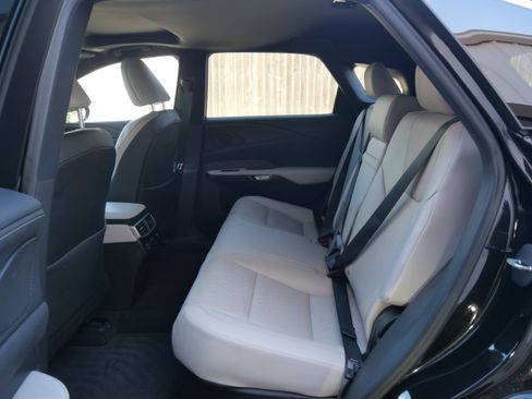 Certified 2024 Lexus RX 350 Premium Plus image 9