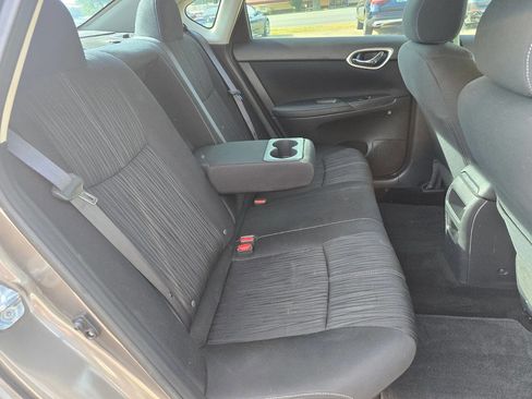 Used 2017 Nissan Sentra SV FWD image 20