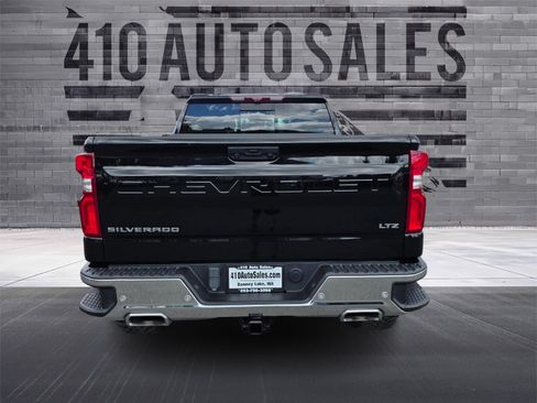 Used 2022 Chevrolet Silverado 1500 LTZ w/ LTZ Premium Package AWD/4WD image 4