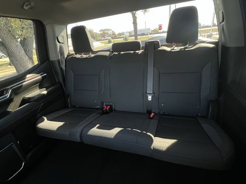 Used 2024 Chevrolet Silverado 1500 LT image 26