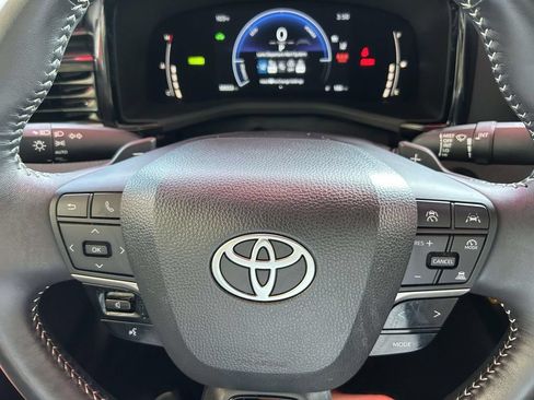 Certified 2025 Toyota Camry SE FWD image 28