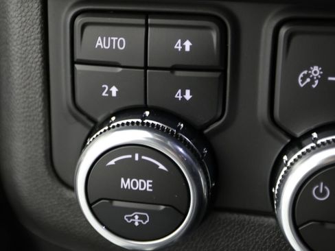 Used 2026 GMC Yukon AT4 Ultimate w/ LPO, Floor Liner Package image 29