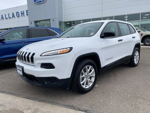 Used 2017 Jeep Cherokee Sport w/ Trailer Tow Group image 24