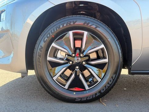 New 2026 Subaru Solterra Premium image 9