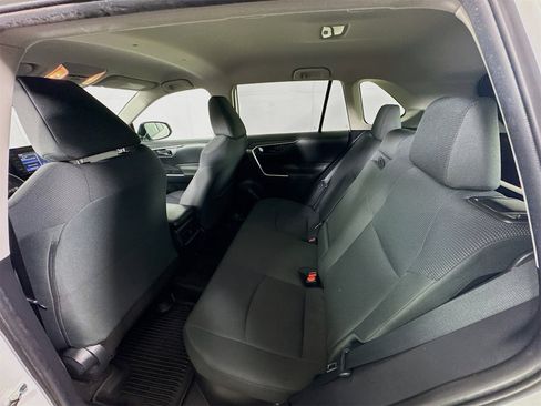Certified 2020 Toyota RAV4 LE image 20