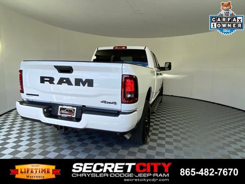 Used 2025 RAM 2500 Big Horn AWD/4WD image 7