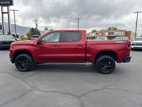 Used 2021 Chevrolet Silverado 1500 LT Trail Boss w/ Bed Protection Package AWD/4WD image 4