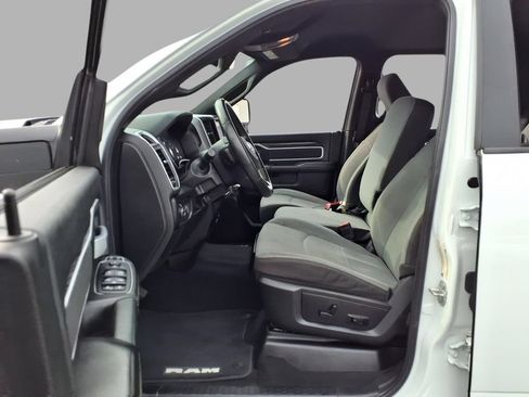 Used 2024 RAM 2500 Big Horn AWD/4WD image 21