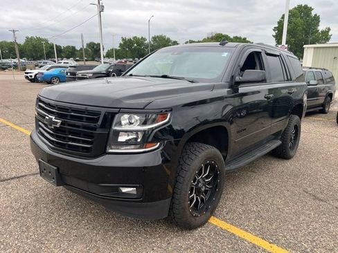 Used 2018 Chevrolet Tahoe Premier AWD/4WD image 8