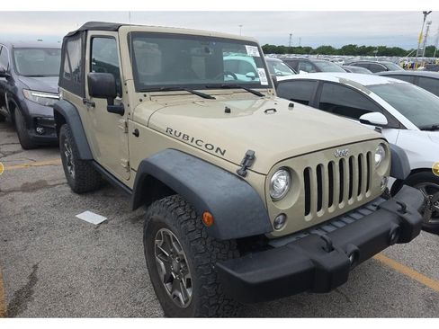 Used 2017 Jeep Wrangler Rubicon w/ Power Convenience Group AWD/4WD image 3