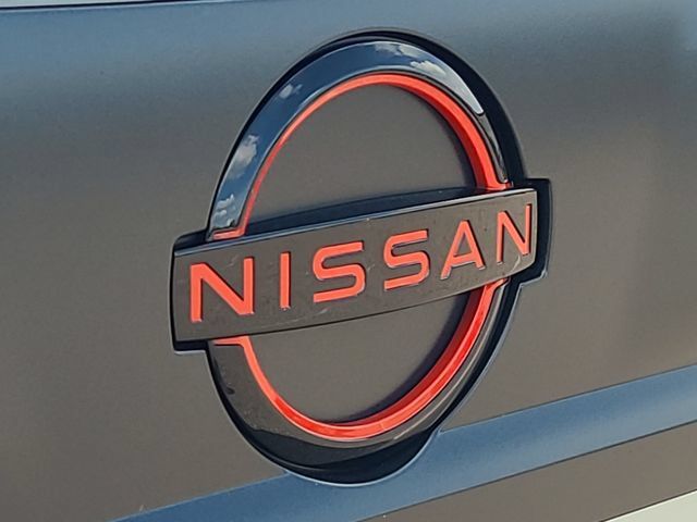 Used 2025 Nissan Frontier PRO-4X AWD/4WD image 32