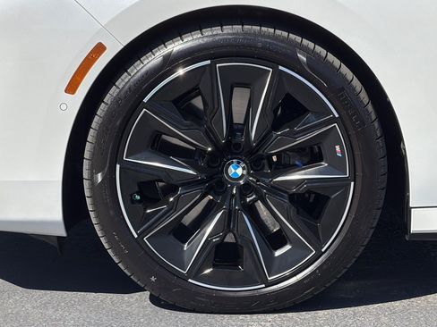 Used 2026 BMW 740i RWD image 37