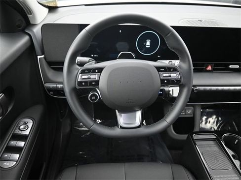 New 2025 Hyundai Ioniq 5 SEL image 13