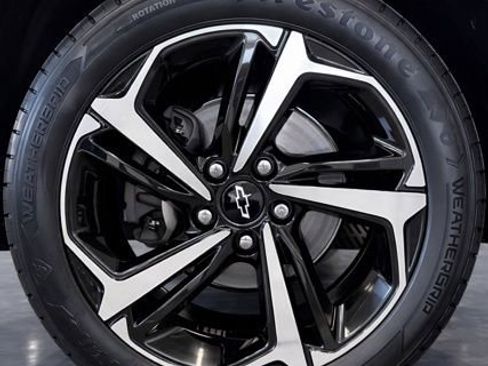 Used 2021 Chevrolet TrailBlazer RS w/ Convenience Package image 9