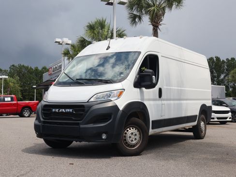 Used 2024 RAM ProMaster 2500 w/ Convenience Group FWD image 1