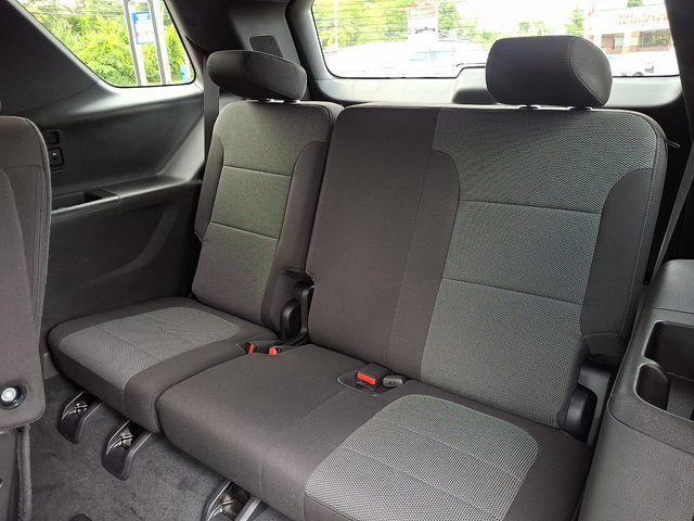 Used 2023 Chevrolet Traverse LT AWD/4WD image 20