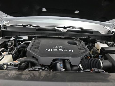 New 2025 Nissan Armada SL w/ Captain's Chari Seat Package image 46