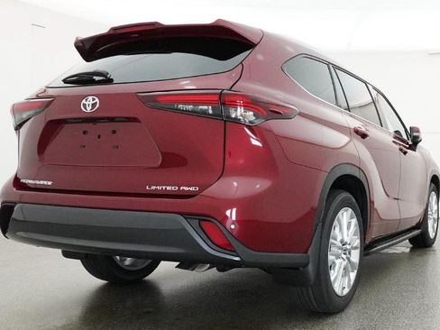 New 2026 Toyota Highlander Limited AWD/4WD image 50