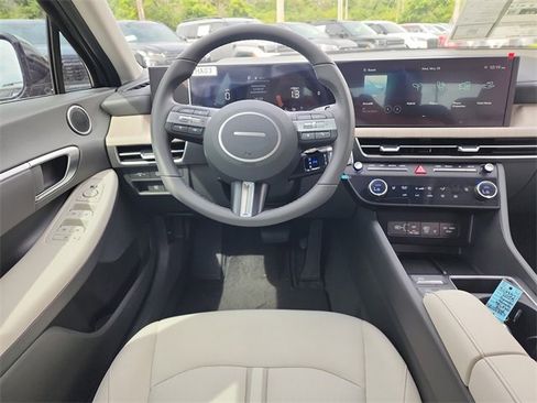 New 2025 Hyundai Sonata SEL image 11