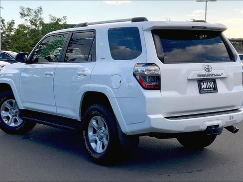Used 2019 Toyota 4Runner SR5 image 10