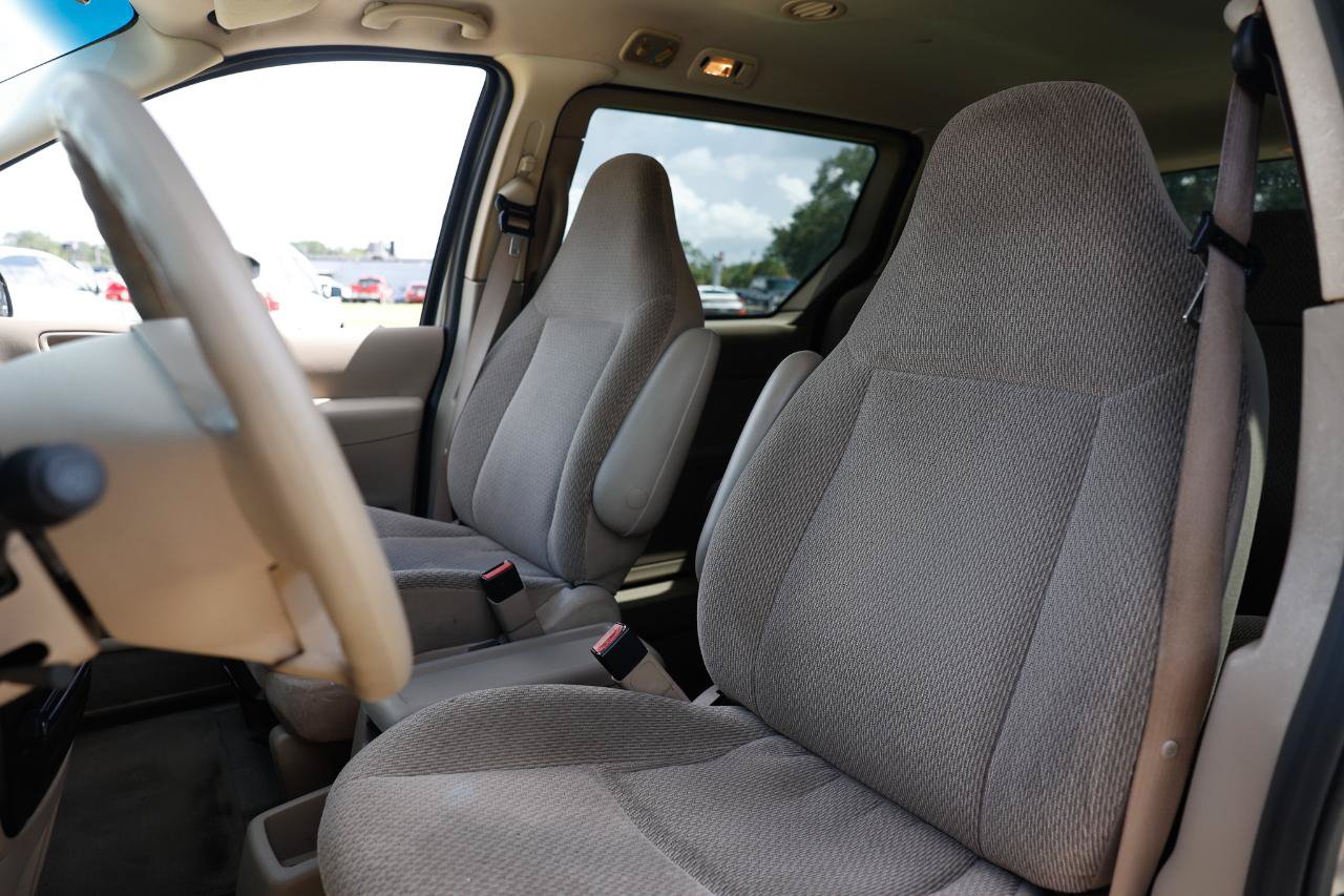 Used 2003 Ford Windstar LX FWD image 6