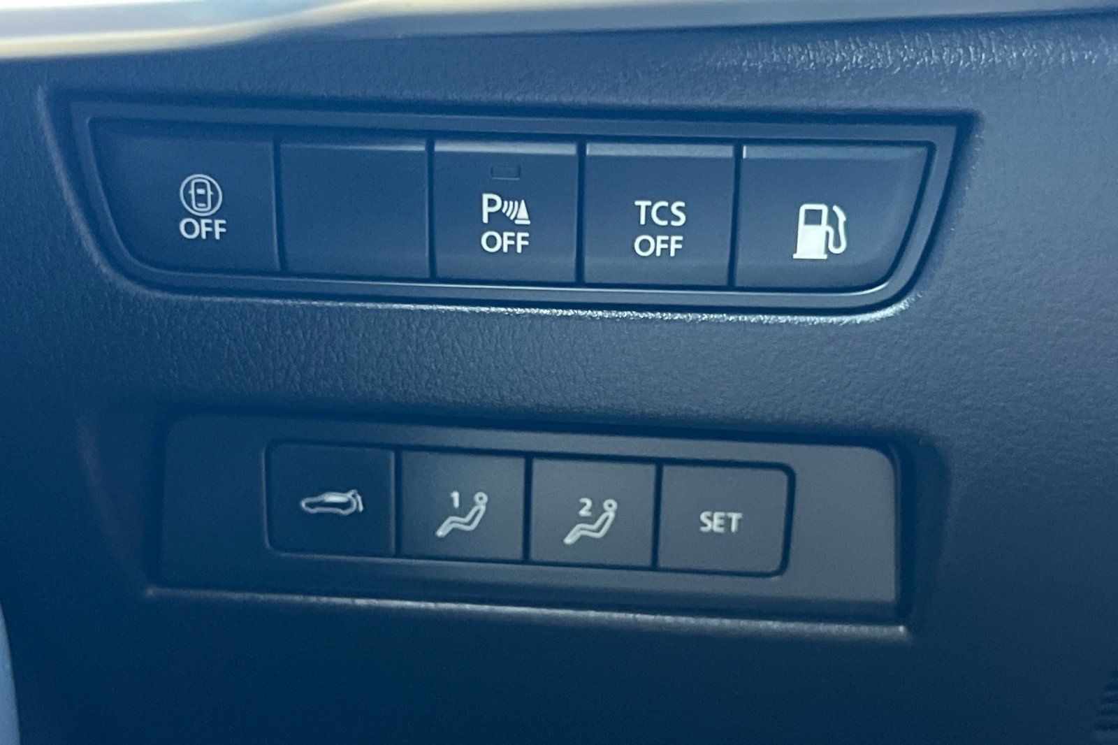 Used 2024 MAZDA CX-90 Plug-In Hybrid w/ Premium Plus AWD/4WD image 32