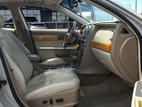Used 2008 Lincoln MKZ FWD image 22