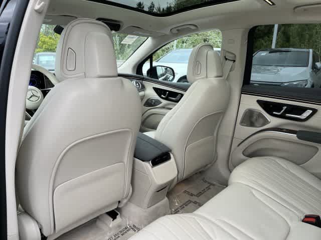 Used 2023 Mercedes-Benz EQS 450+ 4MATIC SUV image 25