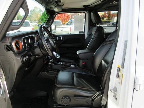 Used 2022 Jeep Gladiator Mojave w/ LED Lighting Group image 14