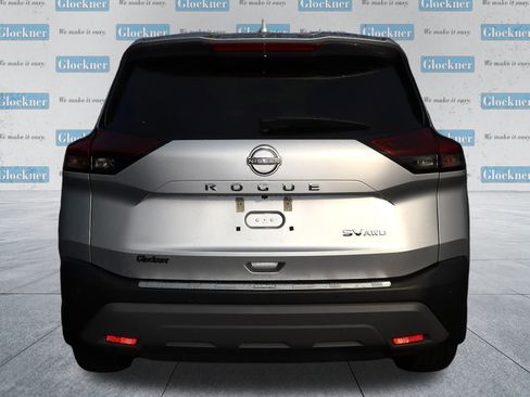 Used 2023 Nissan Rogue SV image 7