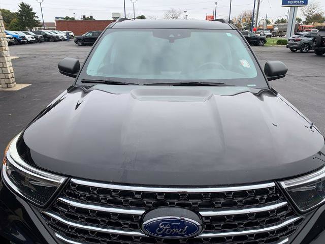 Certified 2021 Ford Explorer XLT w/ Equipment Group 202A AWD/4WD image 10
