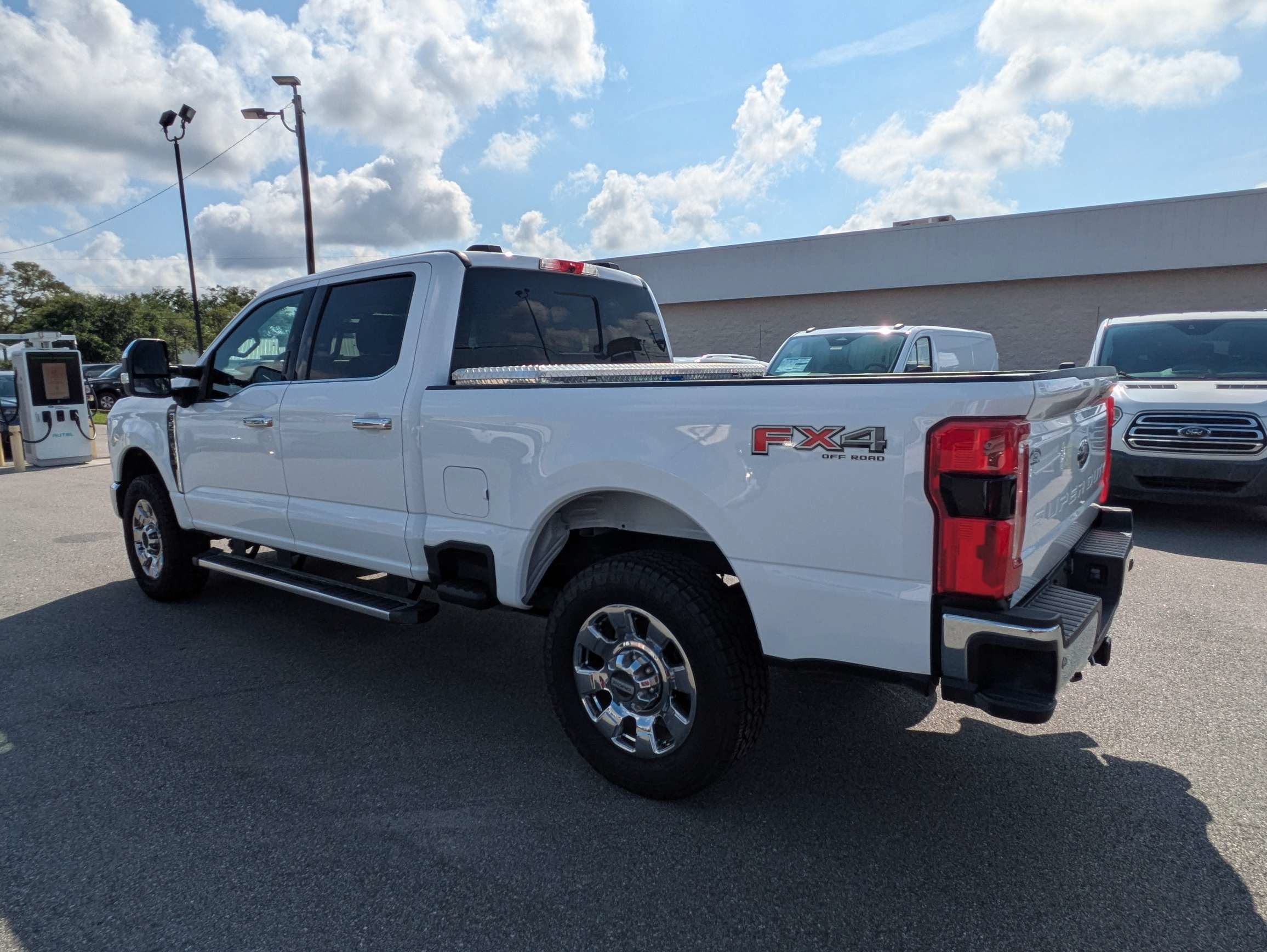 Certified 2024 Ford F250 Lariat w/ Chrome Package AWD/4WD image 6