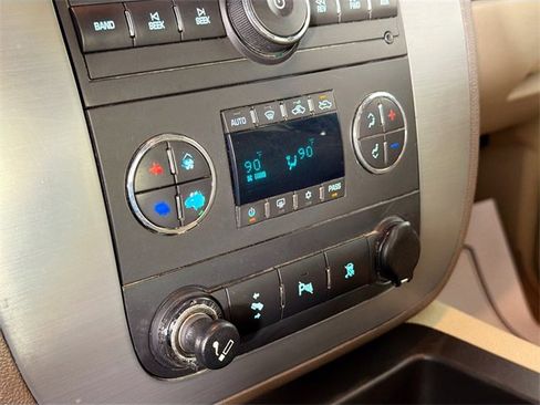 Used 2011 GMC Sierra 2500 SLT w/ SLT Convenience Package image 15