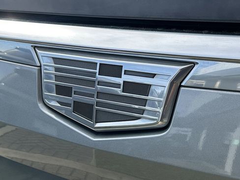 Used 2023 Cadillac Escalade ESV Premium Luxury Platinum w/ LPO, Radiant Package image 9