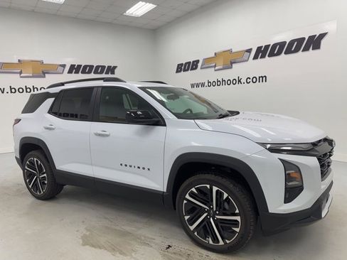 New 2026 Chevrolet Equinox RS w/ Convenience Package III image 3