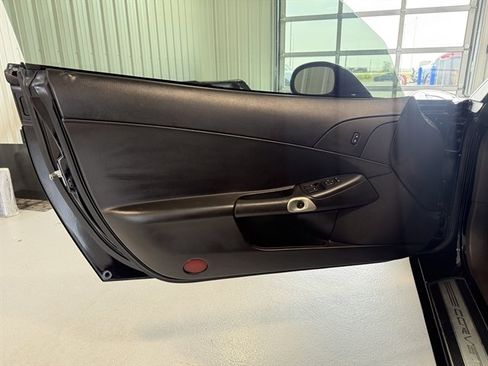Used 2008 Chevrolet Corvette Coupe image 8