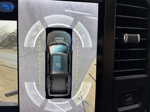 Used 2025 Ford F150 Raptor image 22